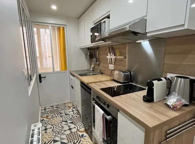 Riva, Appt Renove Dans Le Bourg De Ouistreham