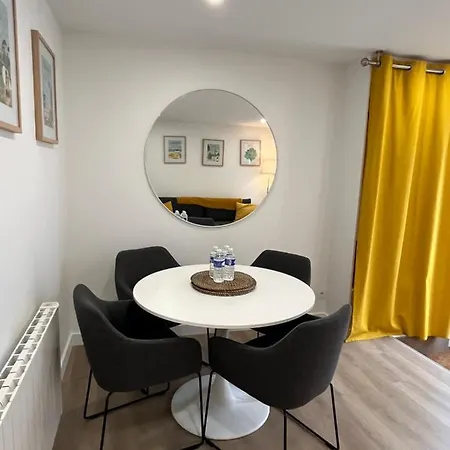 Riva, Appt Renove Dans Le Bourg De * Ouistreham